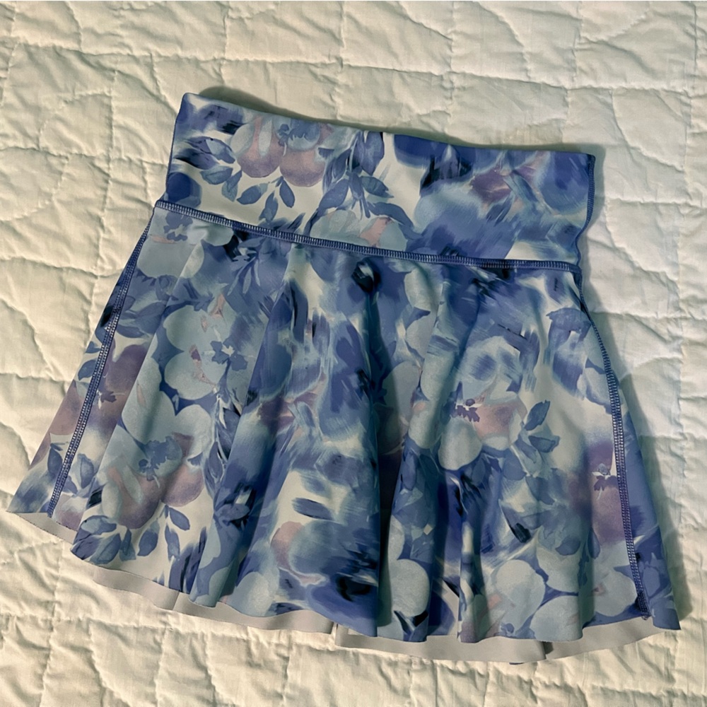 Girls Old Navy Blue and Purple Floral Skort